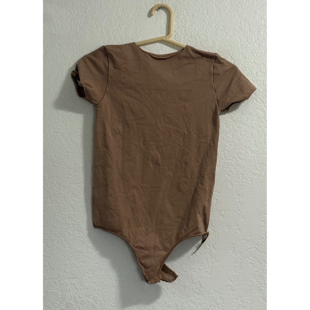 SKIMS Essential Short Sleeve Crew Neck Bodysuit Brown Size S/M RN158973
